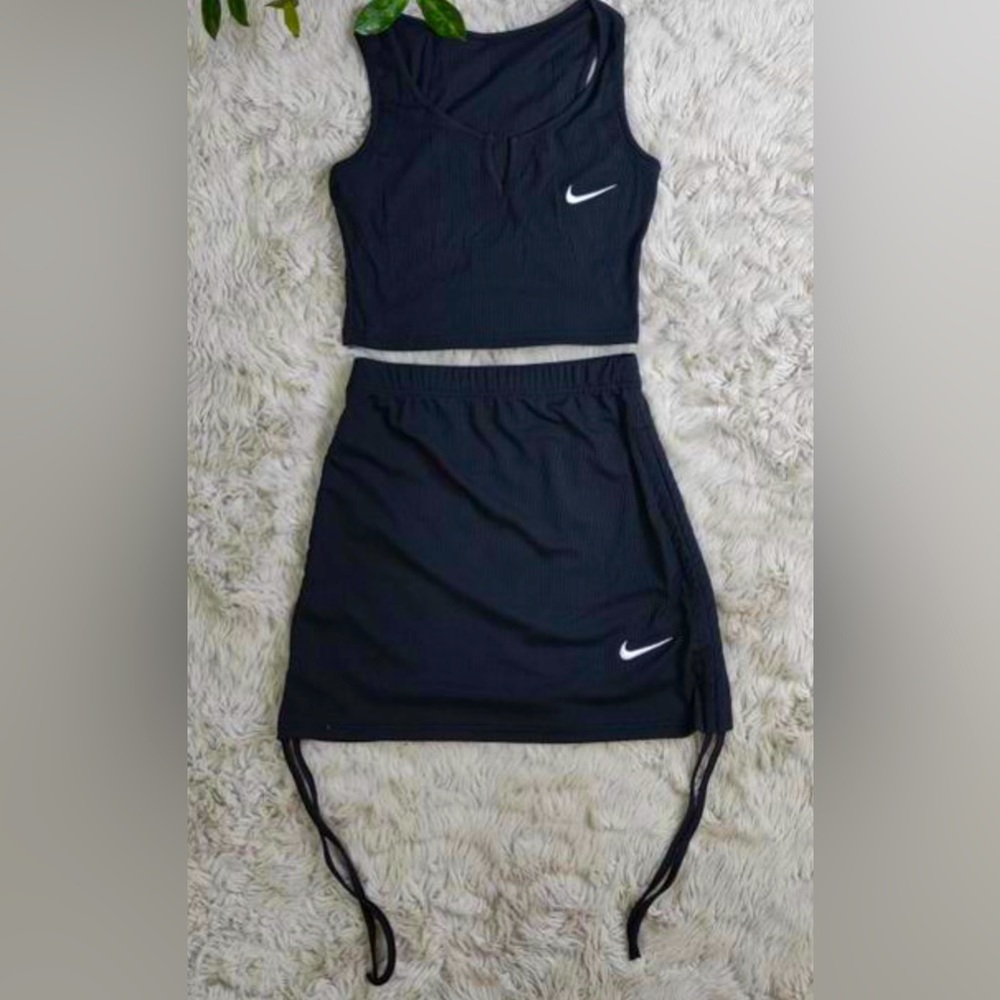 Nike skirt set